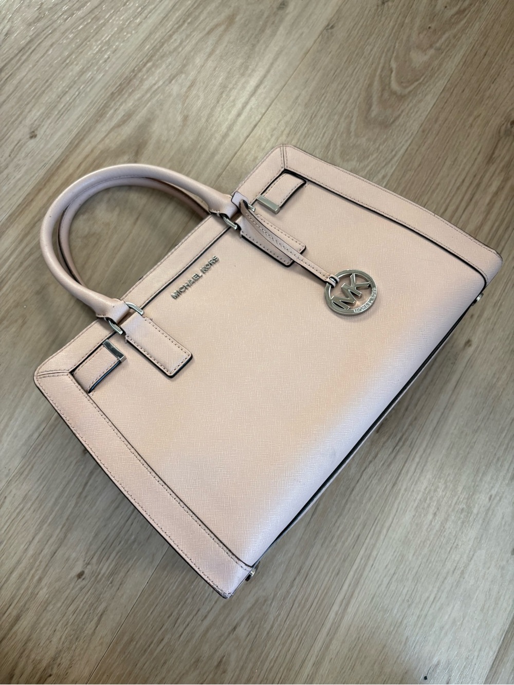 Michael Kors Light Pink Silver Accents Handbag With Crossbody Strap